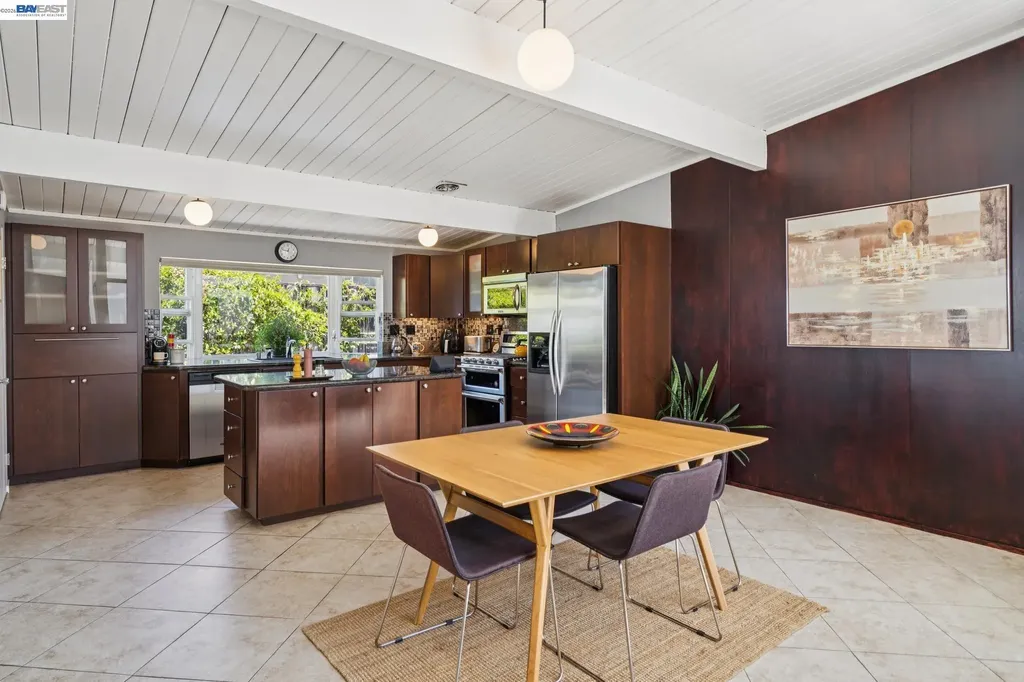 5842 Highwood Road Castro Valley CA 94552