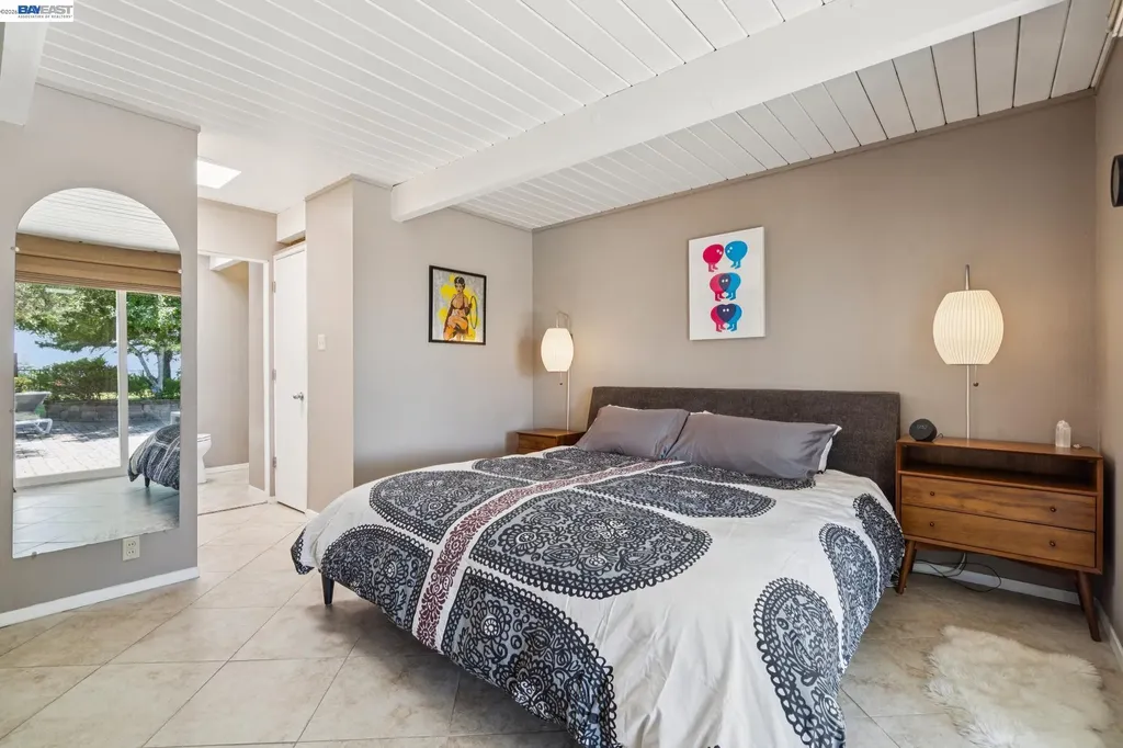 5842 Highwood Road Castro Valley CA 94552