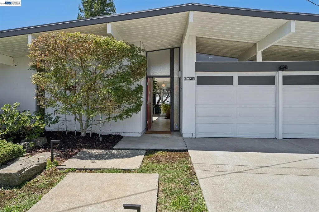 5842 Highwood Road Castro Valley CA 94552