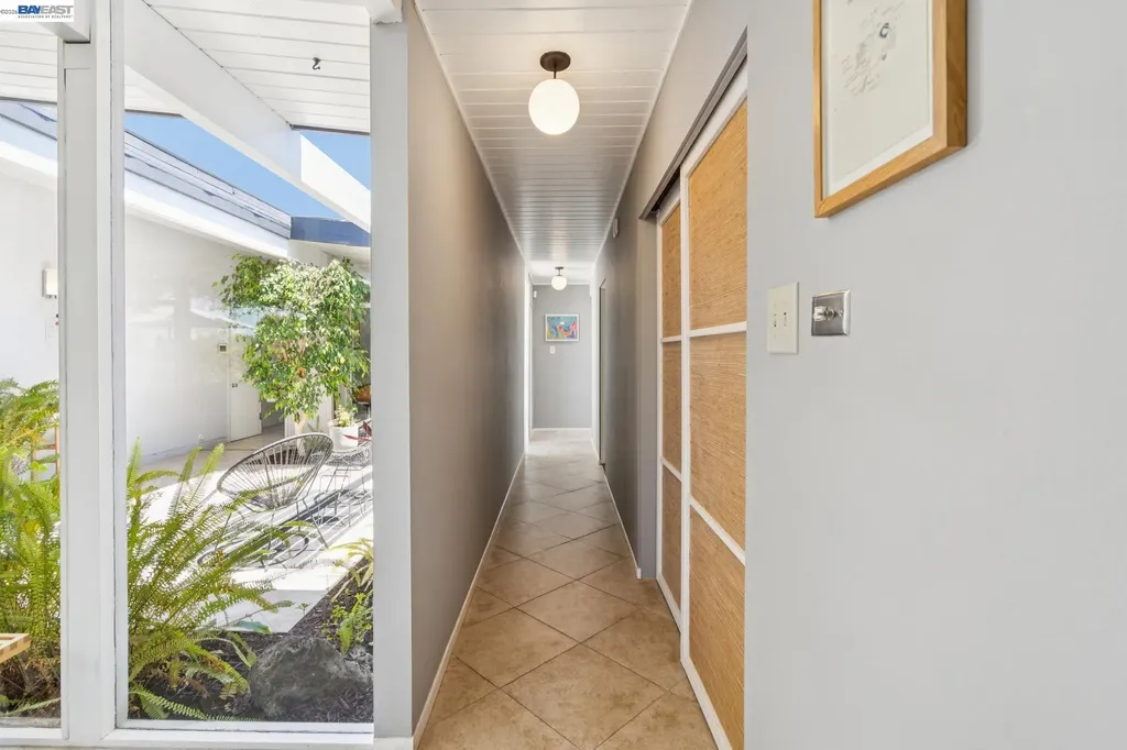 5842 Highwood Road Castro Valley CA 94552