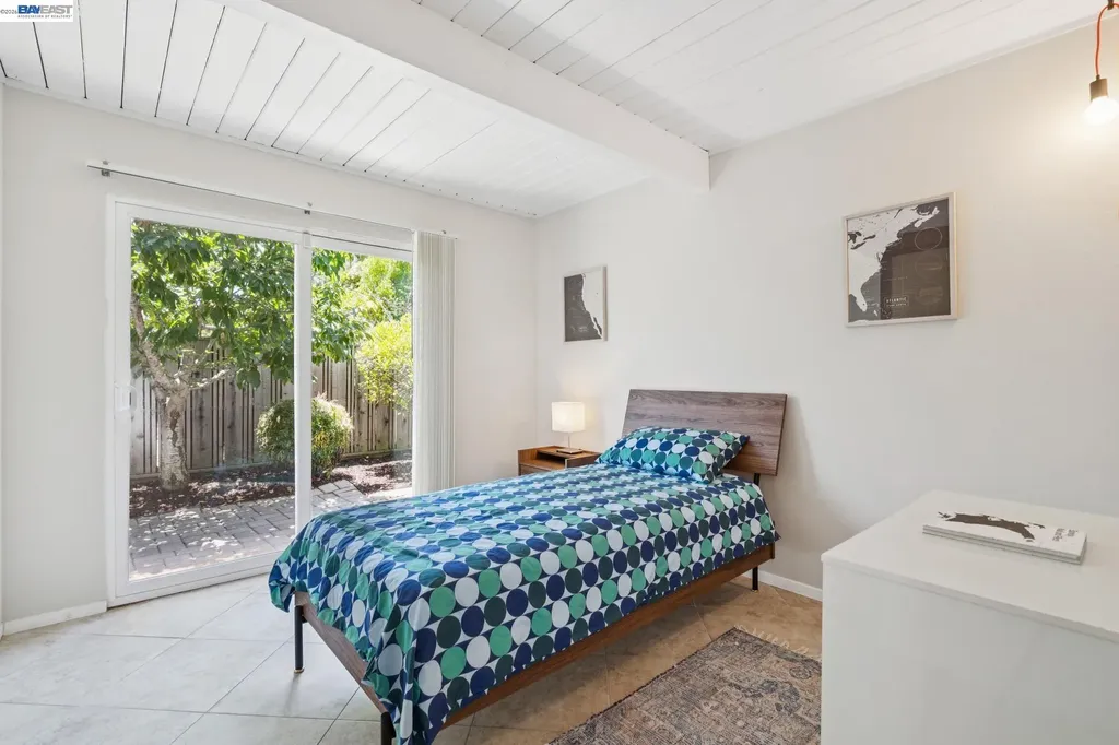 5842 Highwood Road Castro Valley CA 94552
