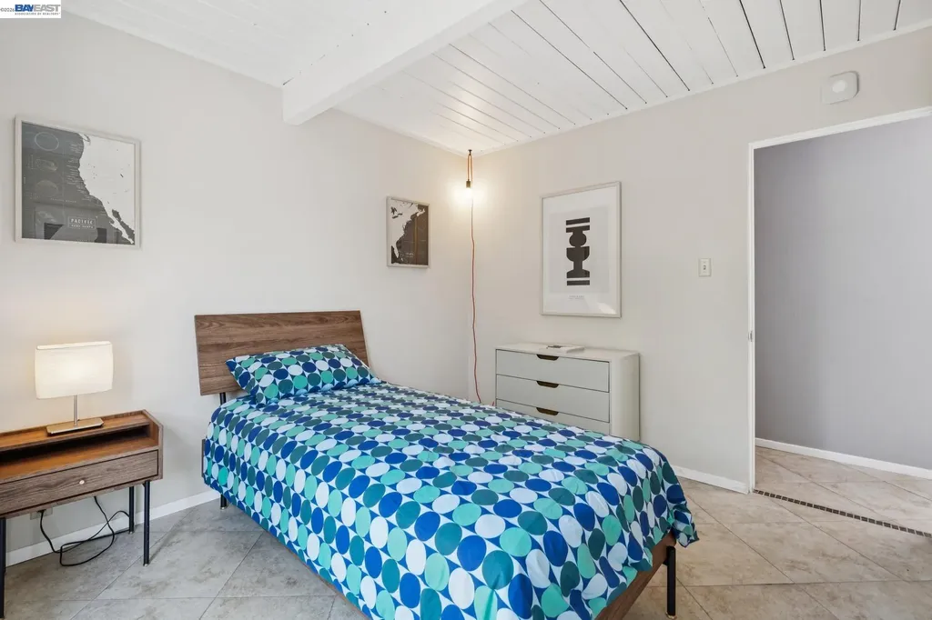 5842 Highwood Road Castro Valley CA 94552