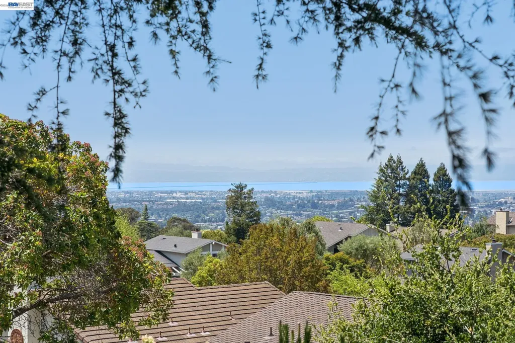 5842 Highwood Road Castro Valley CA 94552