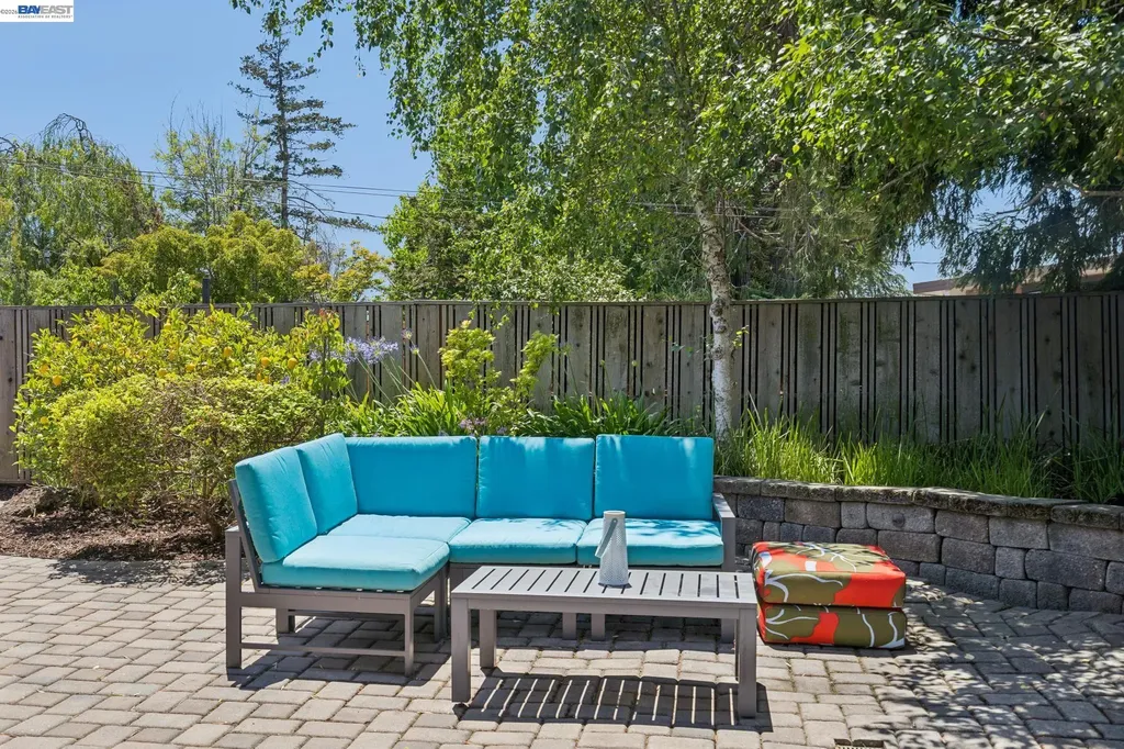 5842 Highwood Road Castro Valley CA 94552