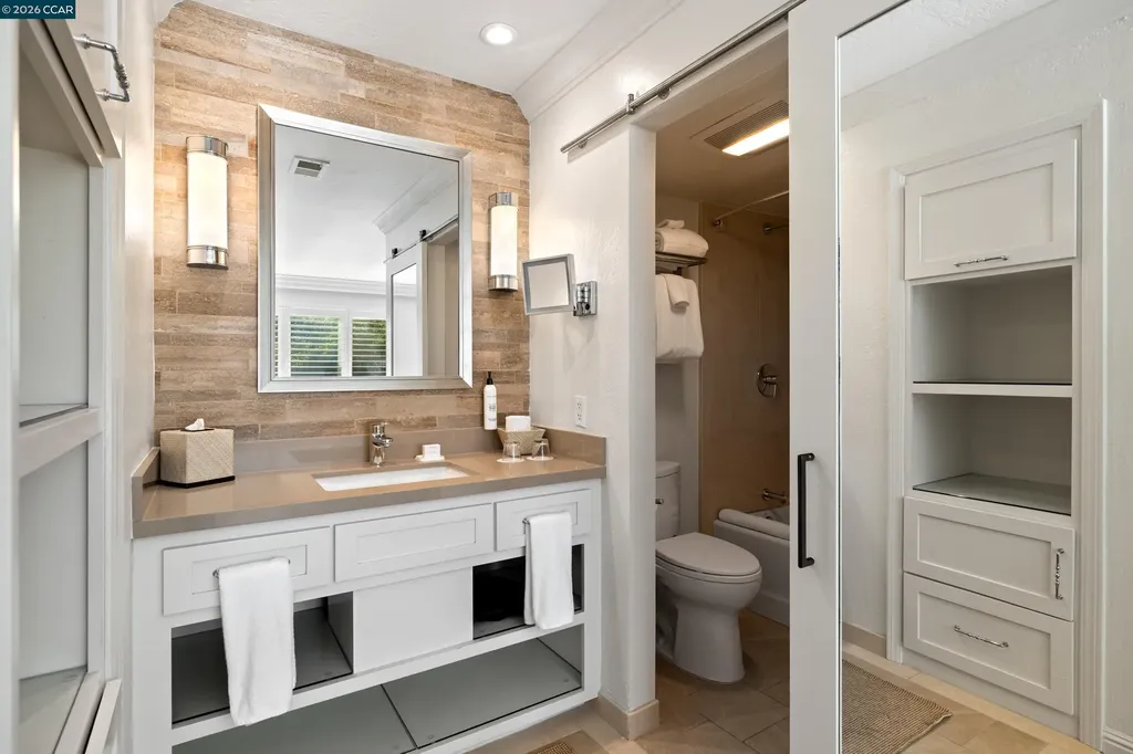 850 Acorn Way Napa CA 94558
