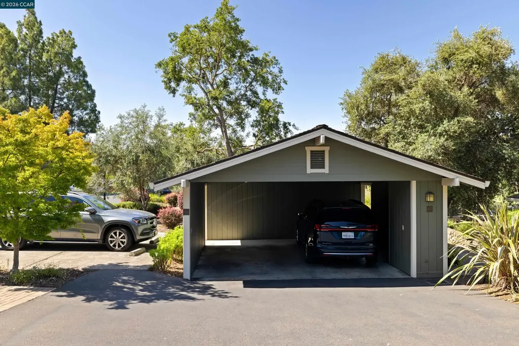 850 Acorn Way Napa CA 94558