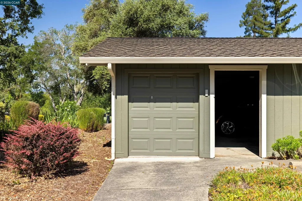 850 Acorn Way Napa CA 94558