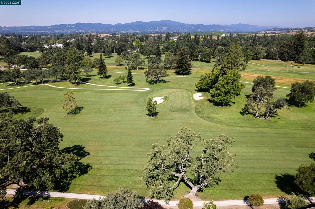 850 Acorn Way Napa CA 94558