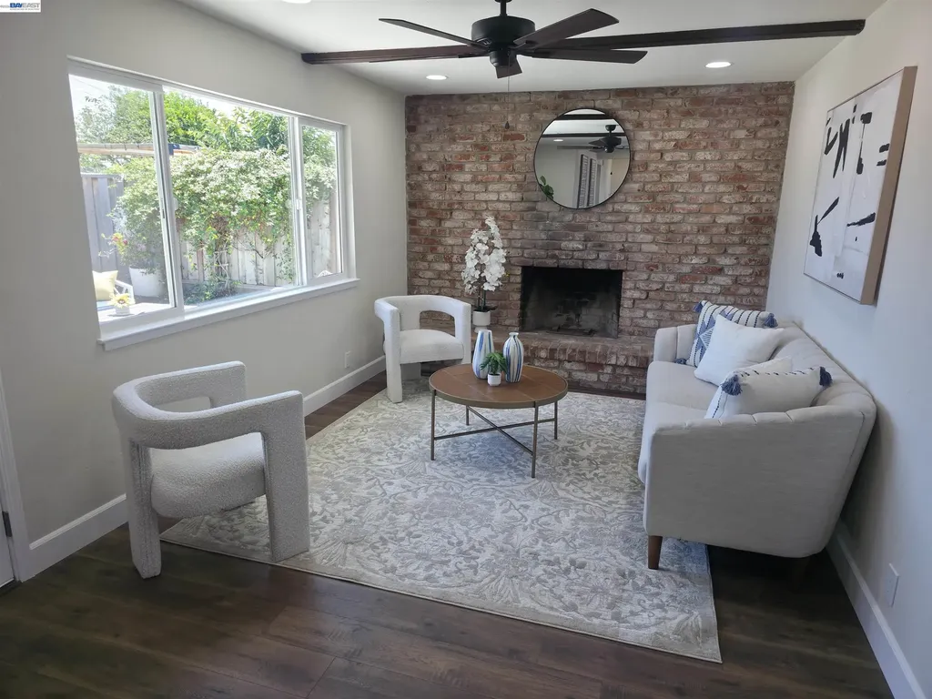 41328 Thurston Street Fremont CA 94538