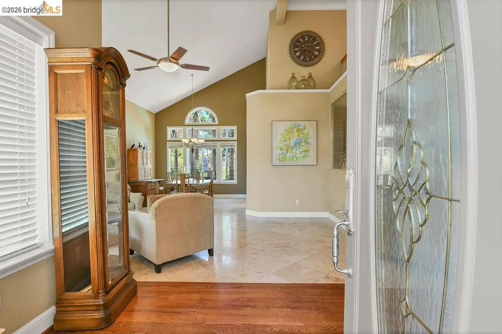 2442 Pinehurst Court Discovery Bay CA 94505
