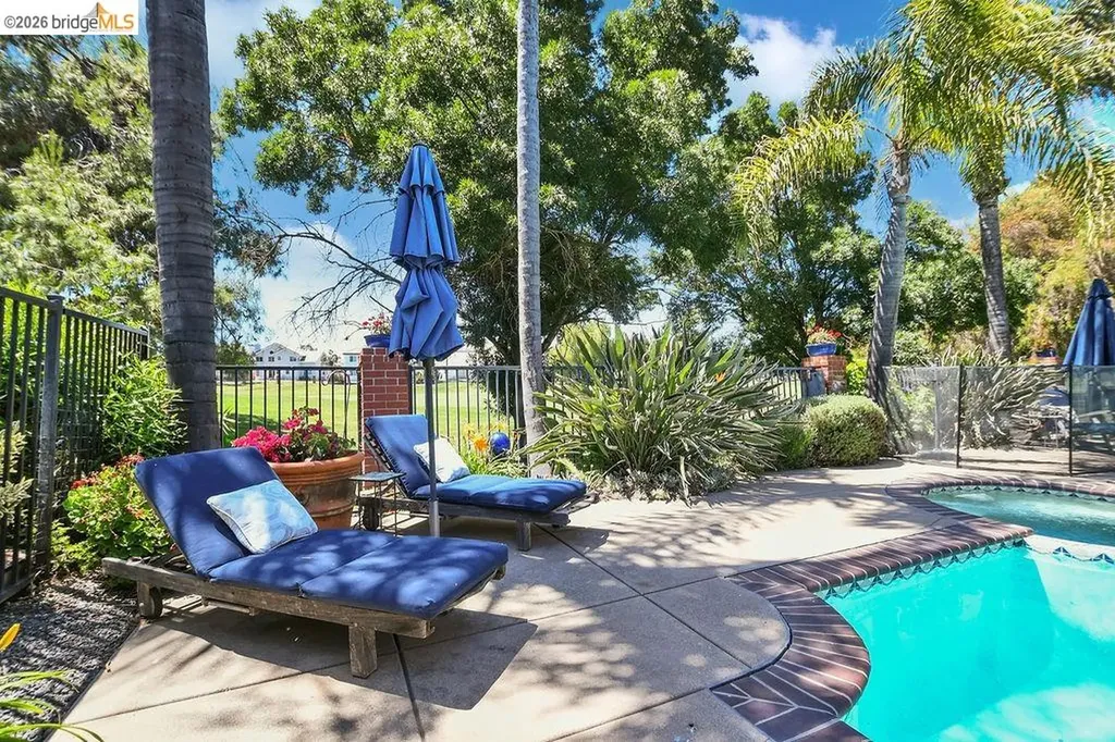 2442 Pinehurst Court Discovery Bay CA 94505