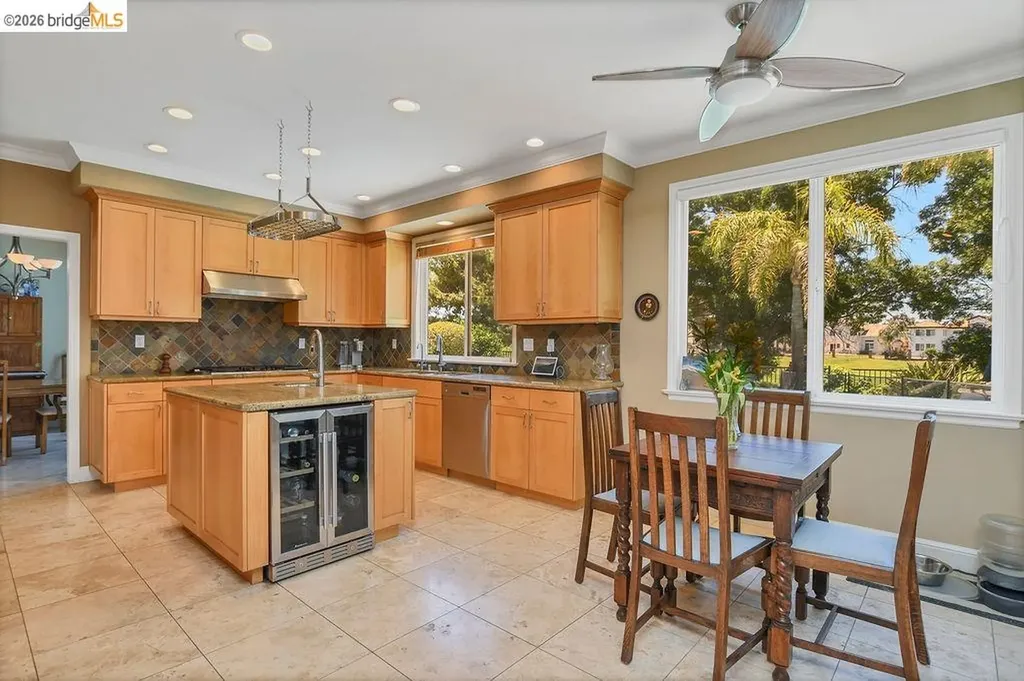 2442 Pinehurst Court Discovery Bay CA 94505