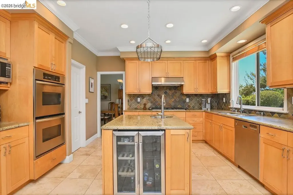 2442 Pinehurst Court Discovery Bay CA 94505
