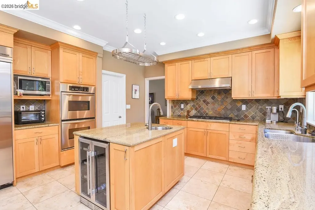 2442 Pinehurst Court Discovery Bay CA 94505