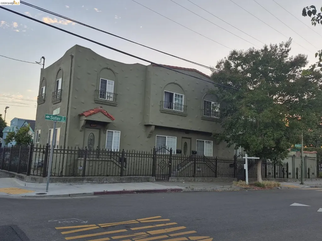 3743 Suter Street Oakland CA 94619