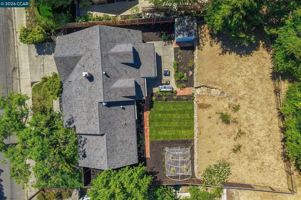 5412 Degnan Drive Martinez CA 94553