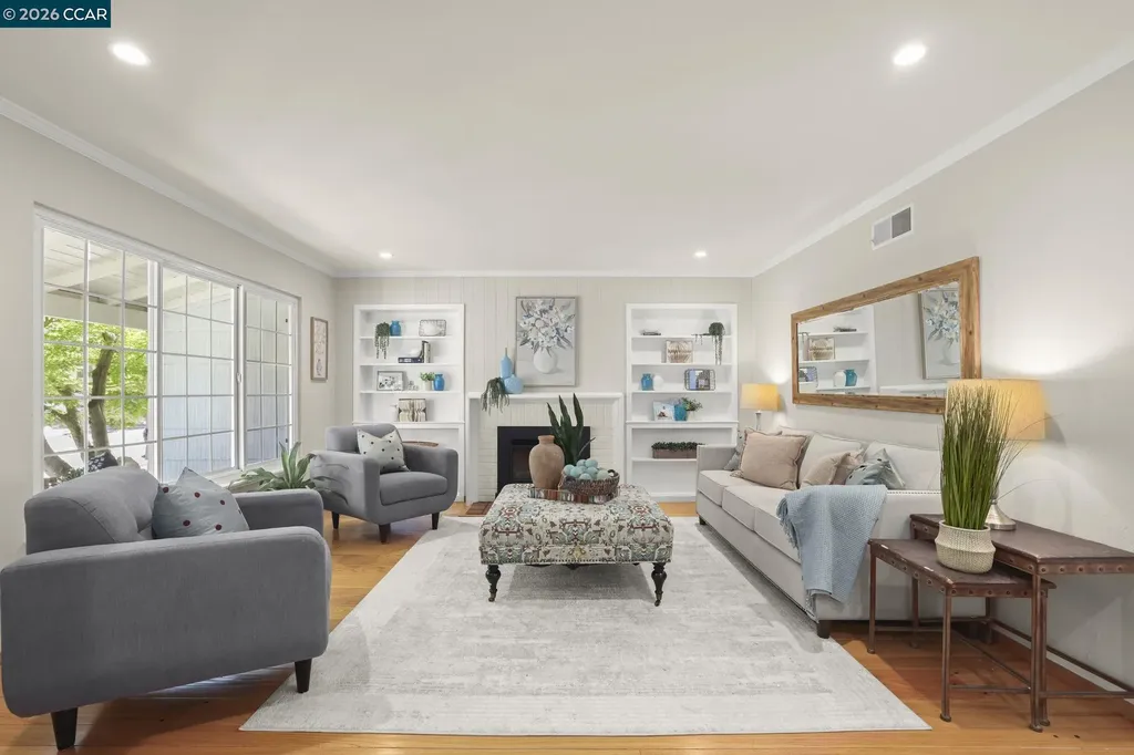 5412 Degnan Drive Martinez CA 94553