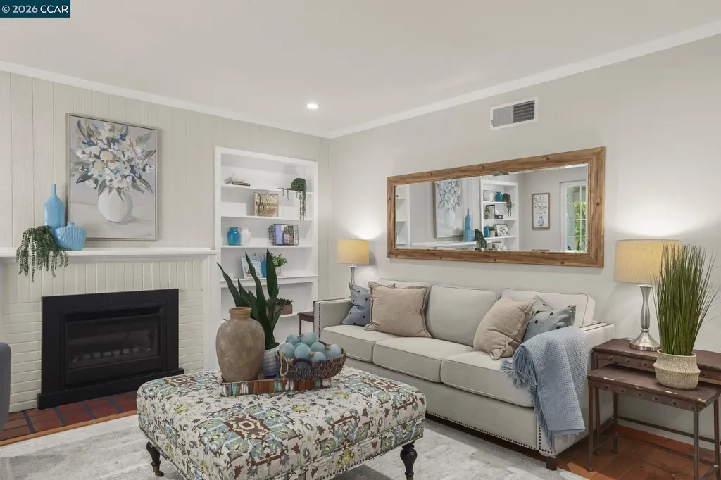 5412 Degnan Drive Martinez CA 94553