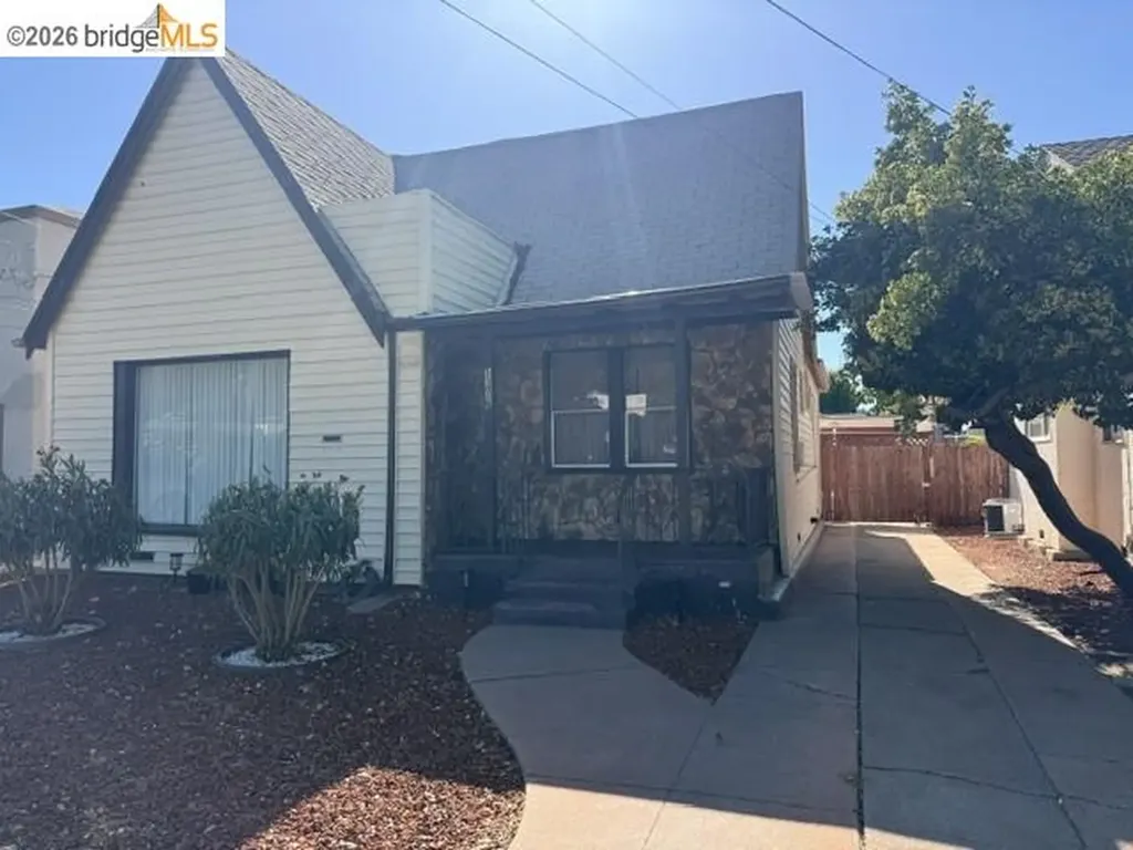 1376 Elm Street Pittsburg CA 94565