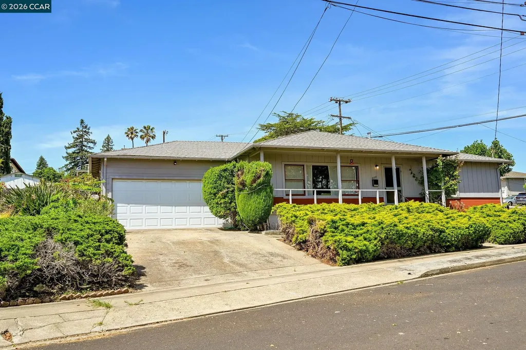 2110 Pomona Avenue Martinez CA 94553