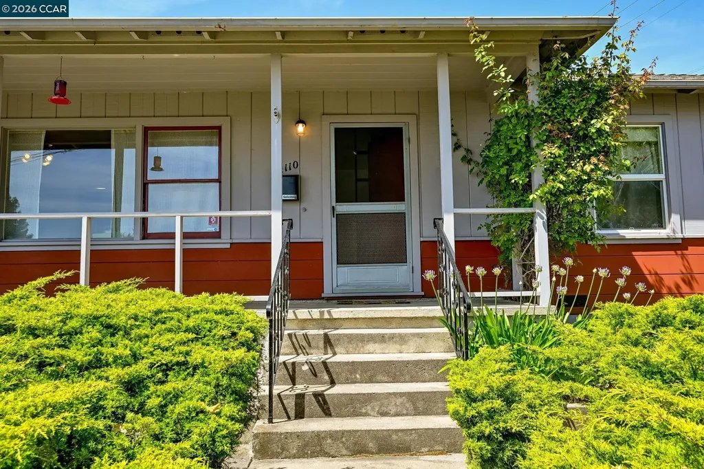 2110 Pomona Avenue Martinez CA 94553
