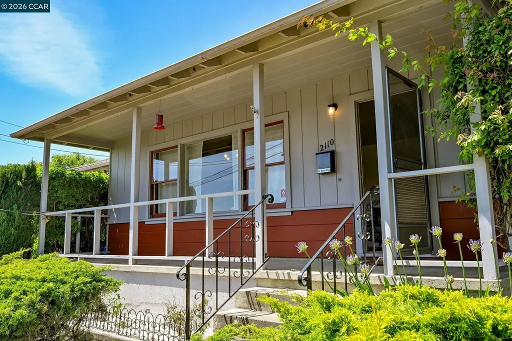 2110 Pomona Avenue Martinez CA 94553