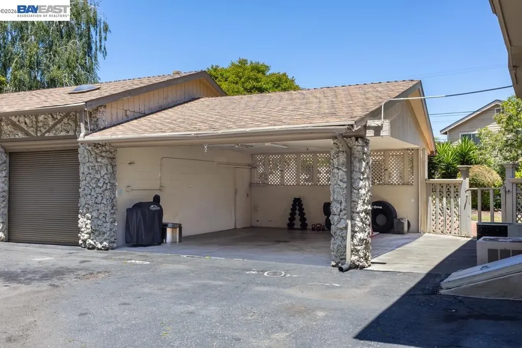3354 D Street Hayward CA 94541