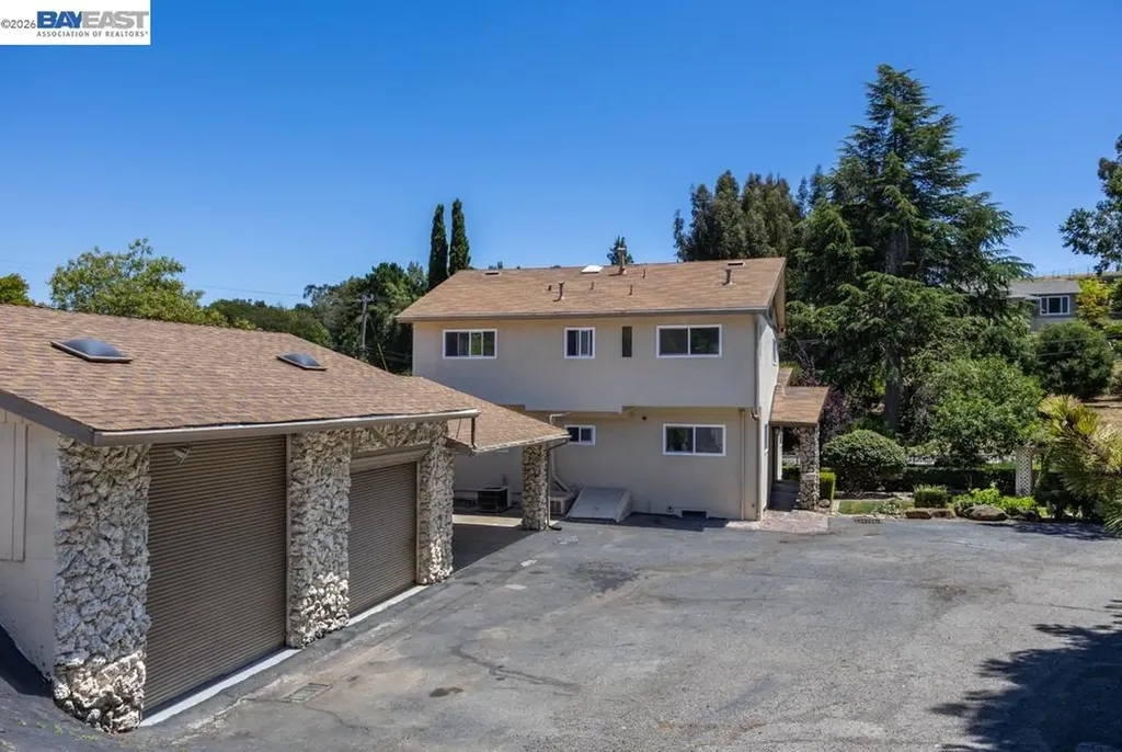 3354 D Street Hayward CA 94541