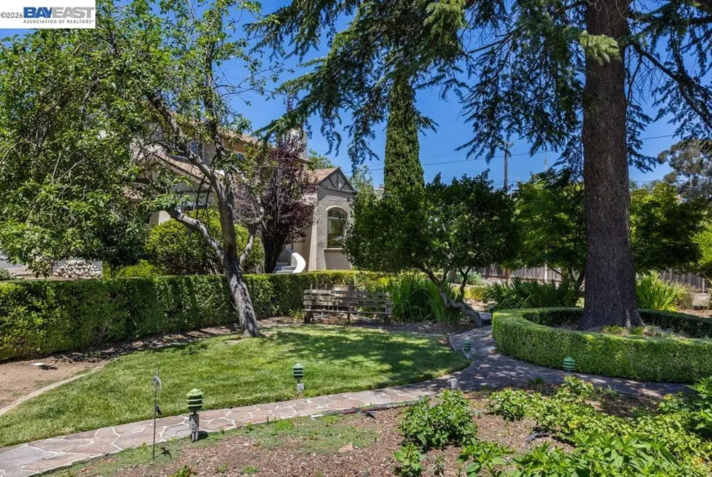 3354 D Street Hayward CA 94541