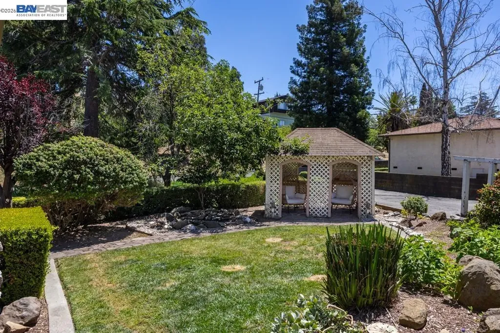 3354 D Street Hayward CA 94541