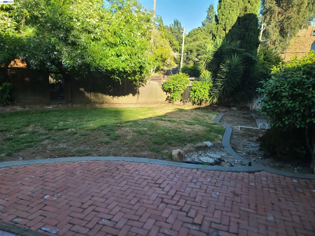 3354 D Street Hayward CA 94541