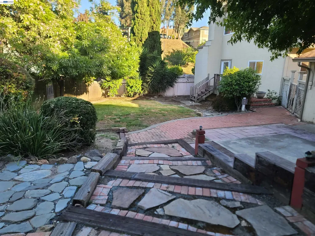 3354 D Street Hayward CA 94541