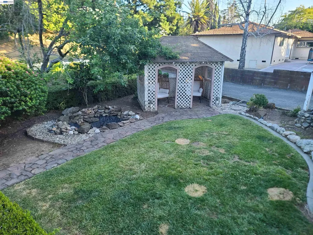 3354 D Street Hayward CA 94541