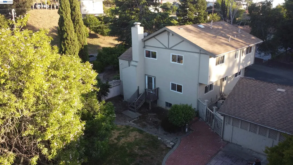 3354 D Street Hayward CA 94541