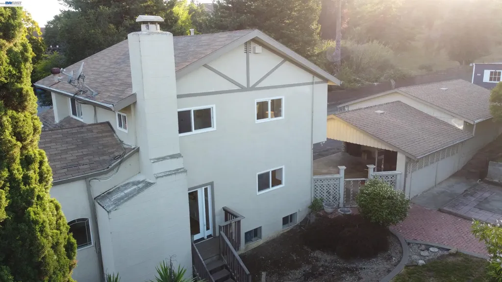 3354 D Street Hayward CA 94541