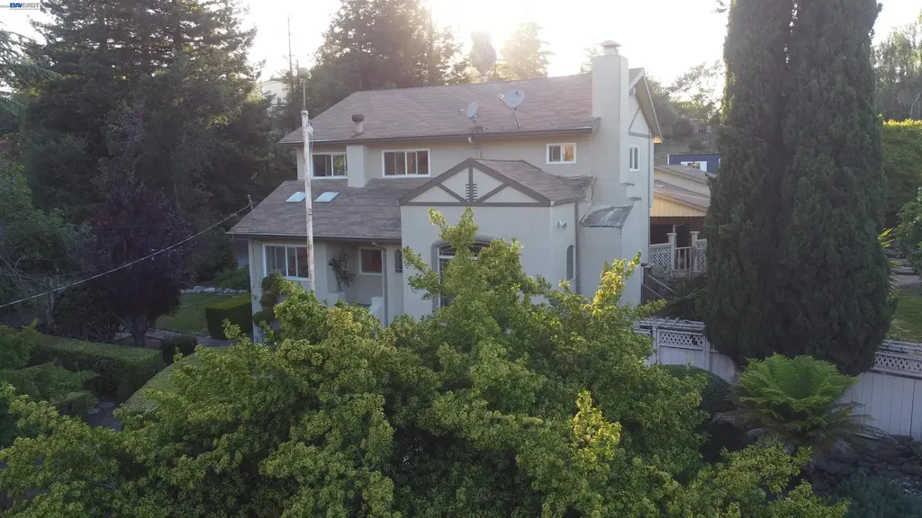 3354 D Street Hayward CA 94541
