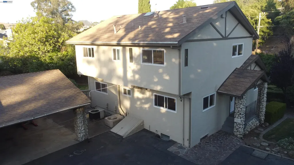 3354 D Street Hayward CA 94541