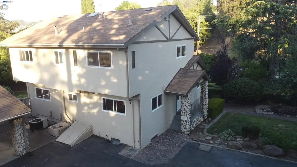 3354 D Street Hayward CA 94541