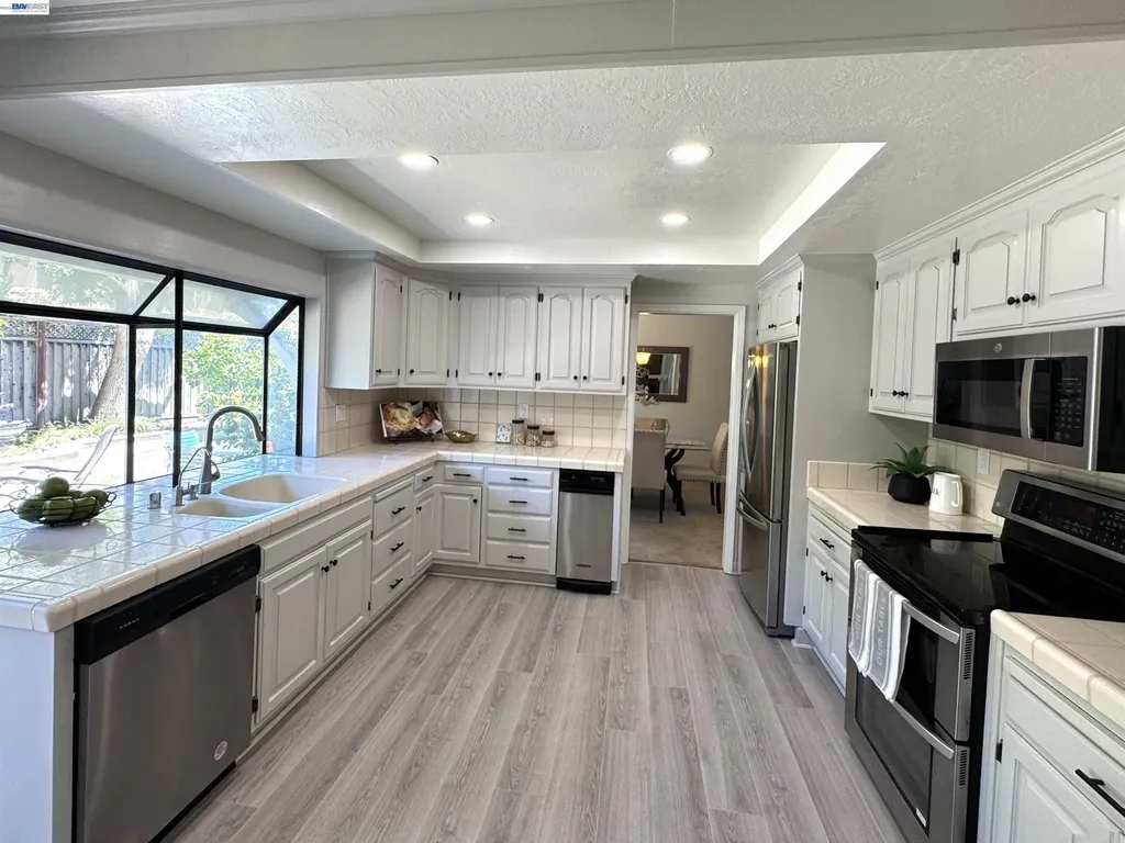6674 Via San Blas Pleasanton CA 94566