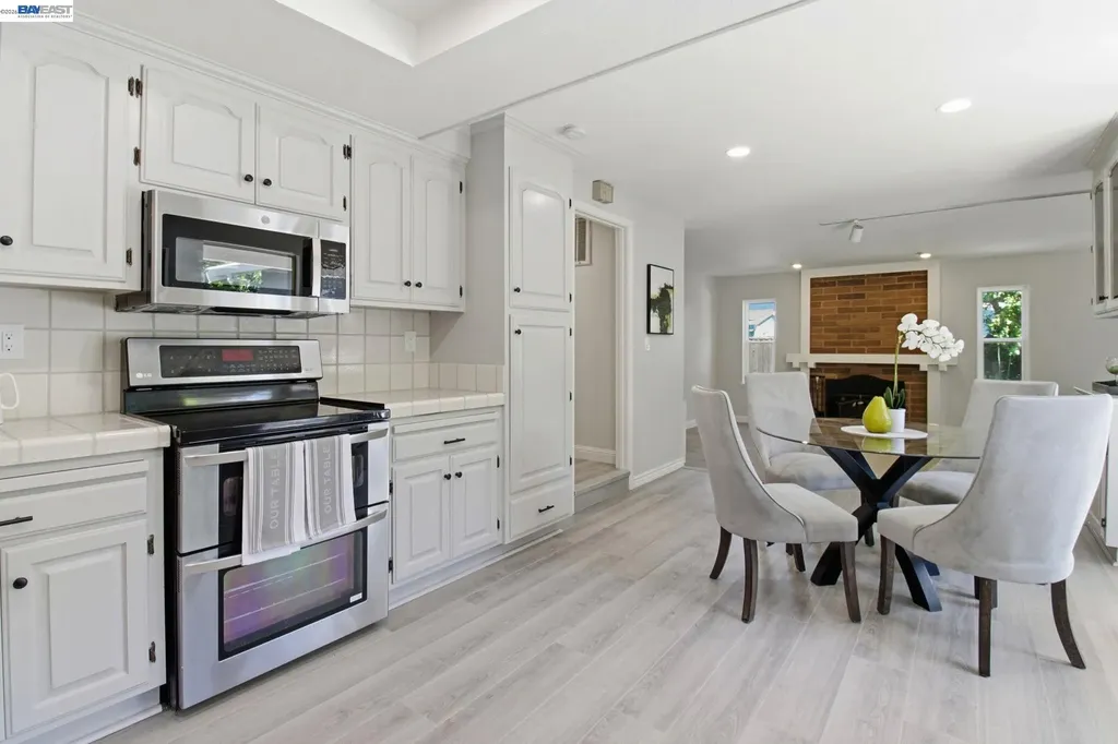6674 Via San Blas Pleasanton CA 94566