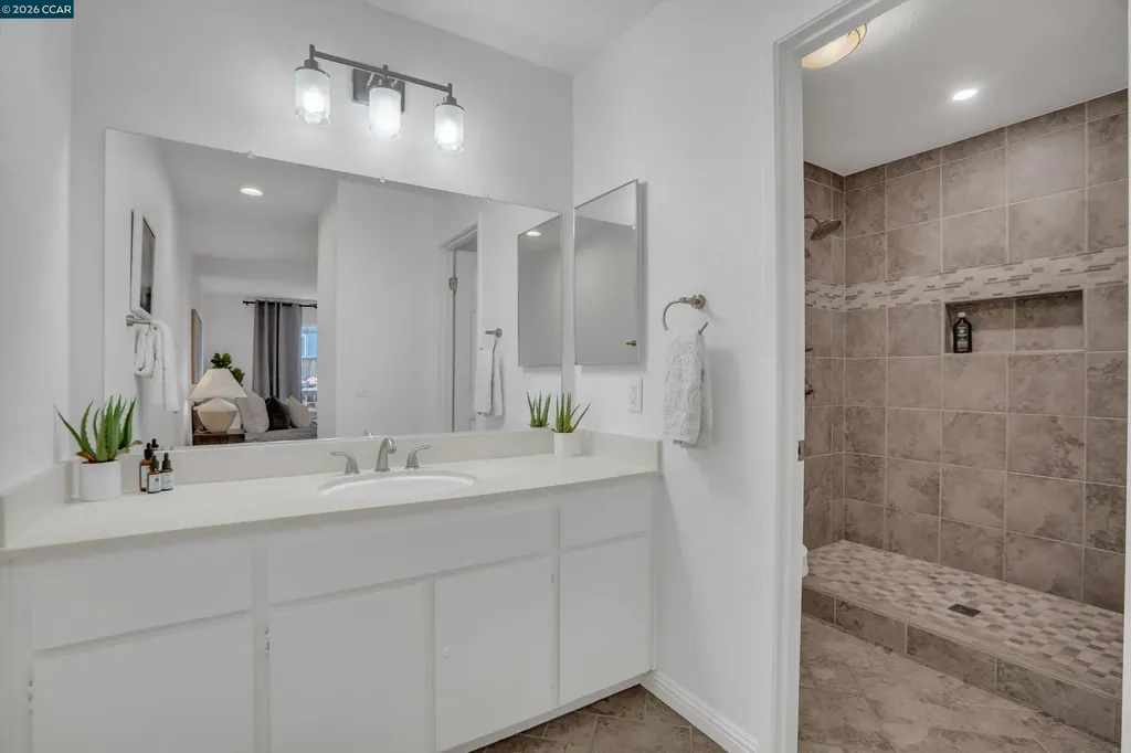 110 Dogwood Lane Vallejo CA 94591