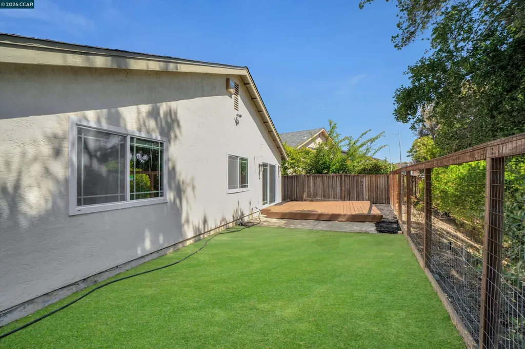 110 Dogwood Lane Vallejo CA 94591