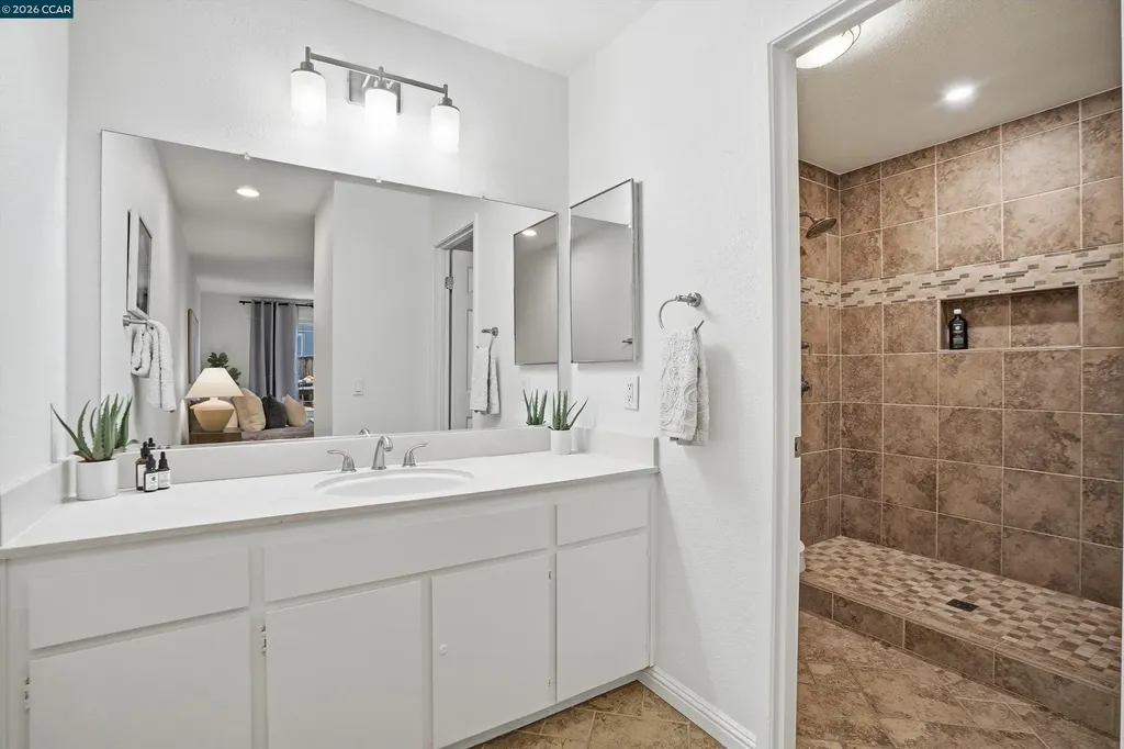 110 Dogwood Lane Vallejo CA 94591