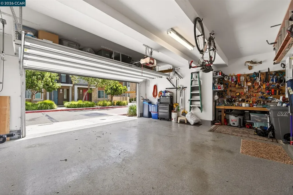 3963 Summit Road Dublin CA 94568