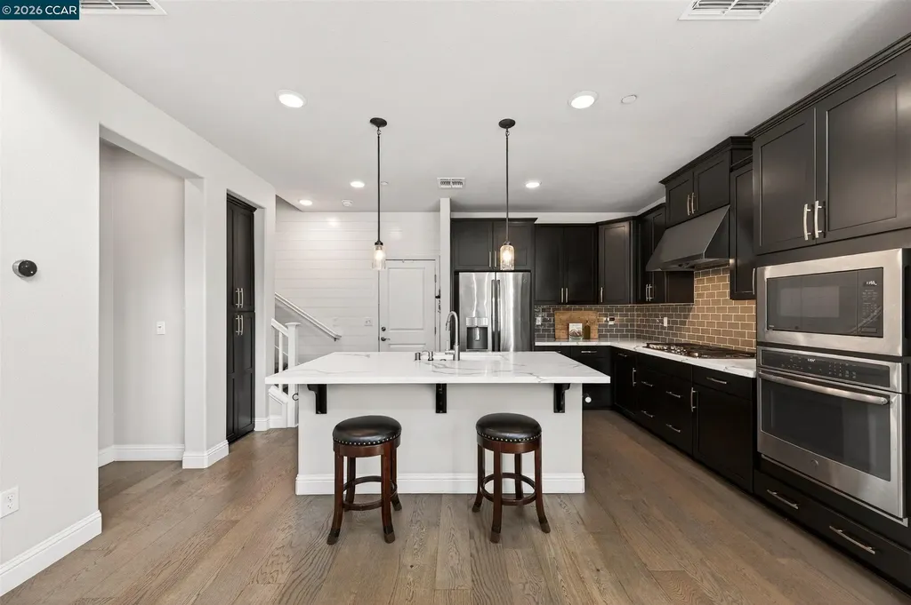 3963 Summit Road Dublin CA 94568