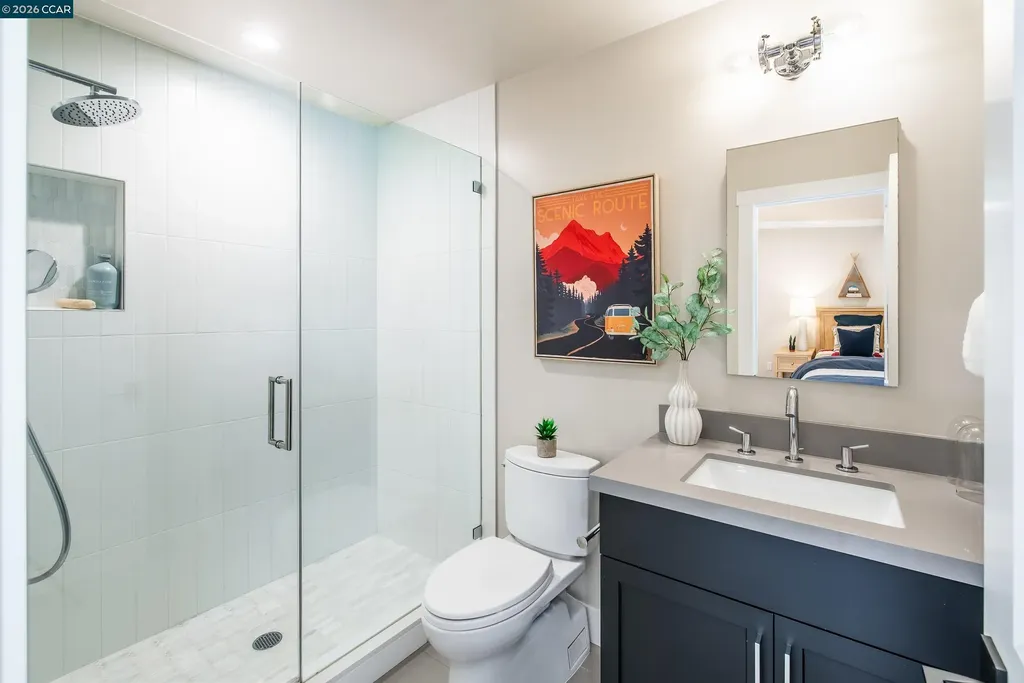 84 Mossbridge Lane Orinda CA 94563