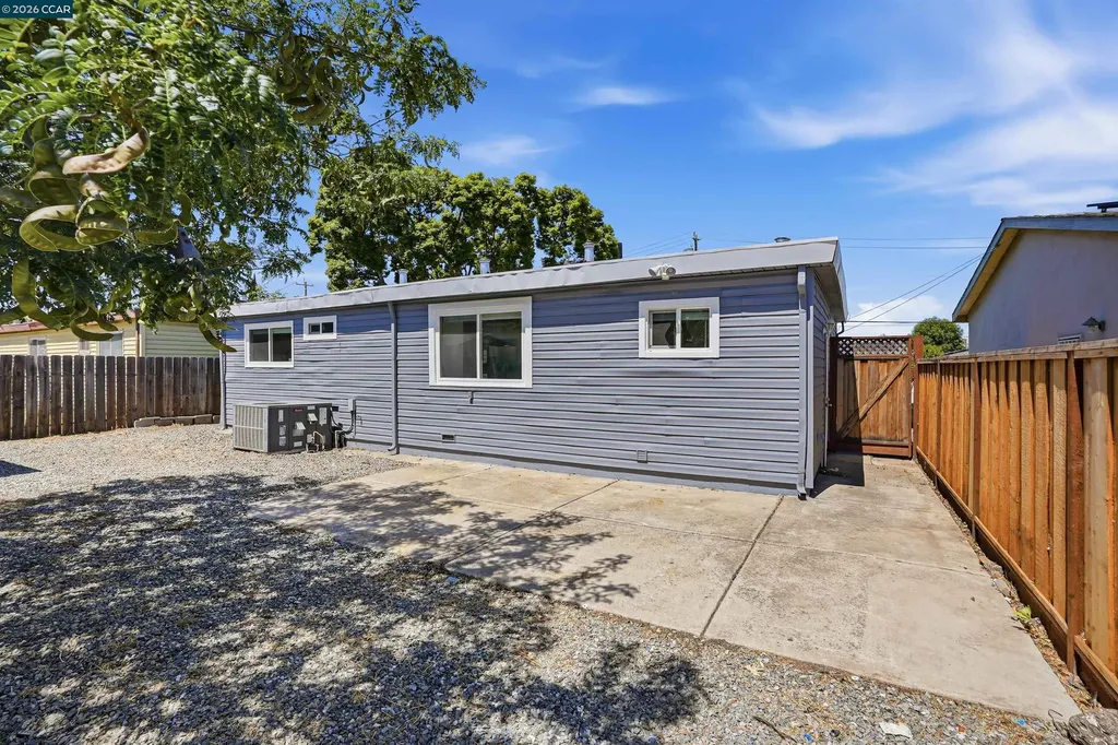 2173 Burton Avenue Pittsburg CA 94565