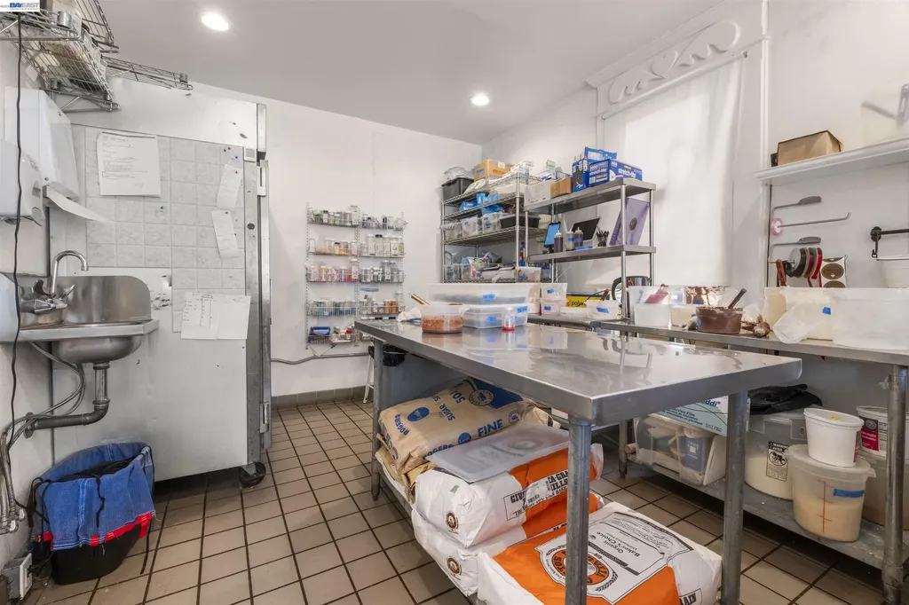 745 5th Street Oakland CA 94607