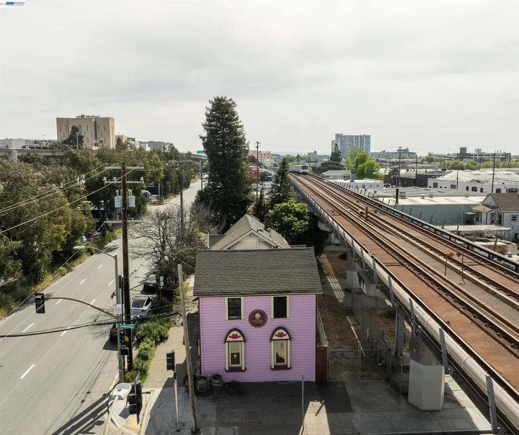 745 5th Street Oakland CA 94607