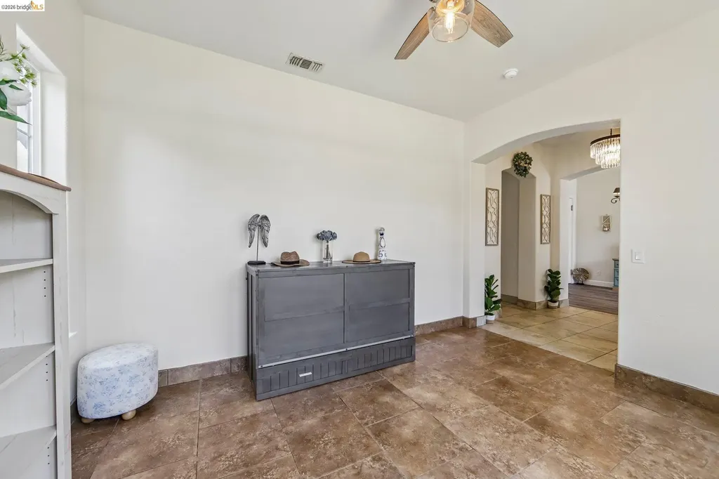 19 Minaret Road Oakley CA 94561